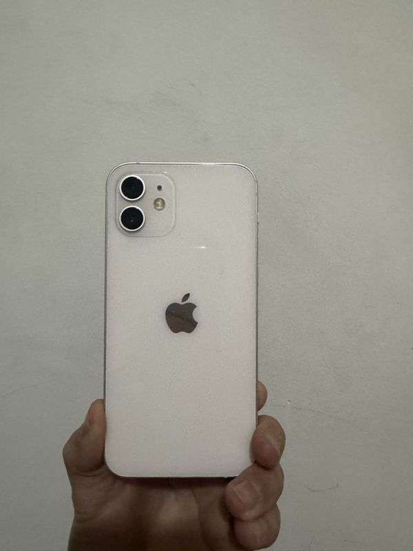 iPhone 12 garantya bilan beriladi