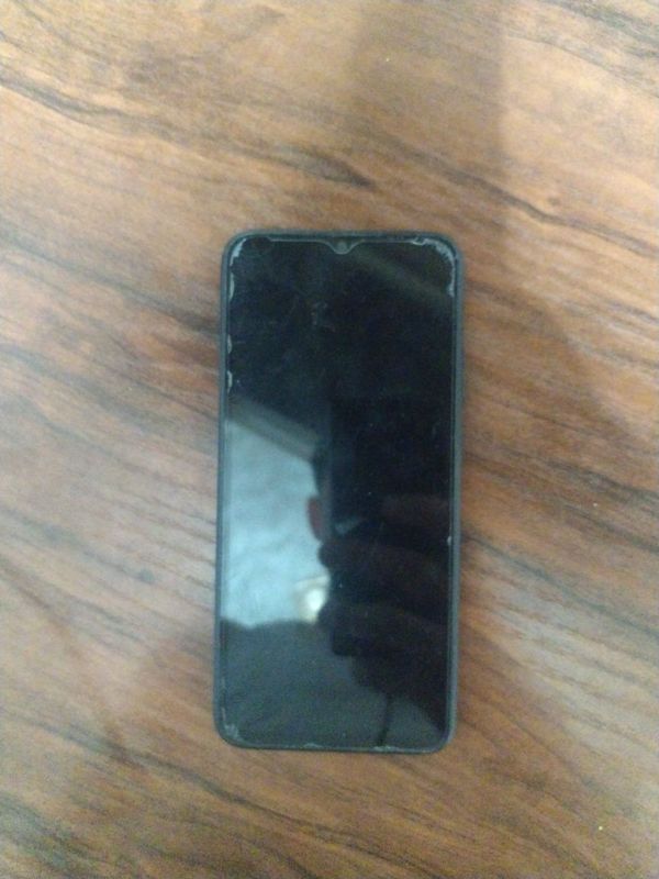 Redmi 9C holati zo'r aybi yoq bonusga chexol bor