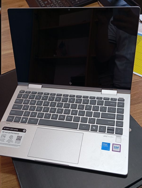 HP ENVYx 360 8/512 HP ENVYx 360 8/512