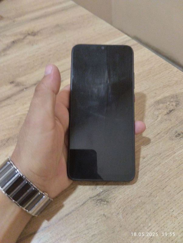 Redmi 9A idial oladegan bulsangiz tel qiling