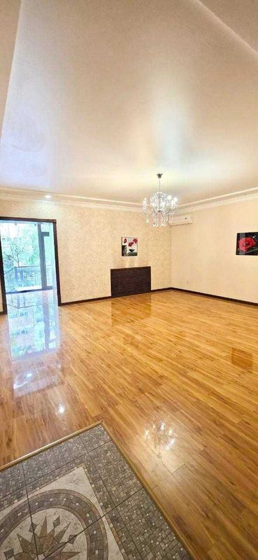 ул.Кунаева Отель Grand Mir 1-этаж 90 м² евроремонт парковка 2-линия ул.Кунаева Отель Grand Mir 1-этаж 90 м² евроремонт парковка 2-линия