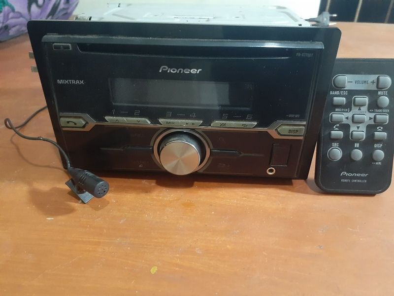 Pioneer FH-X775BT srochni sotiladi