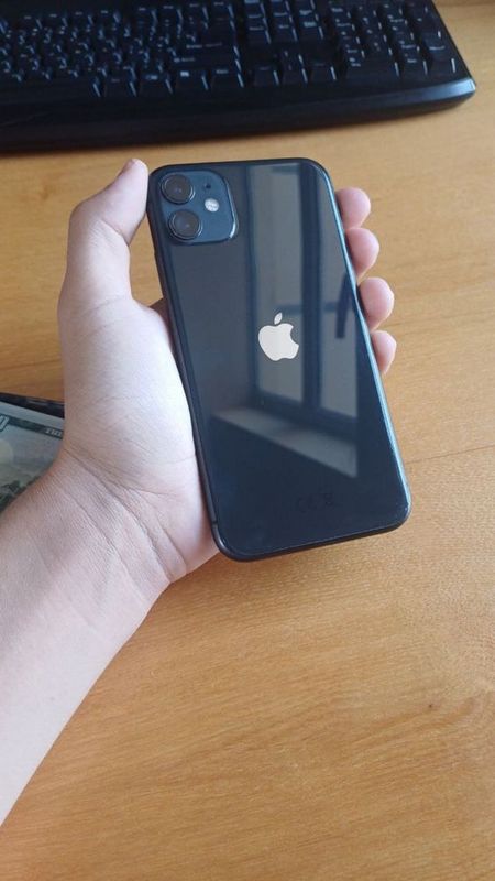 Iphone 11 black Iphone 11 black