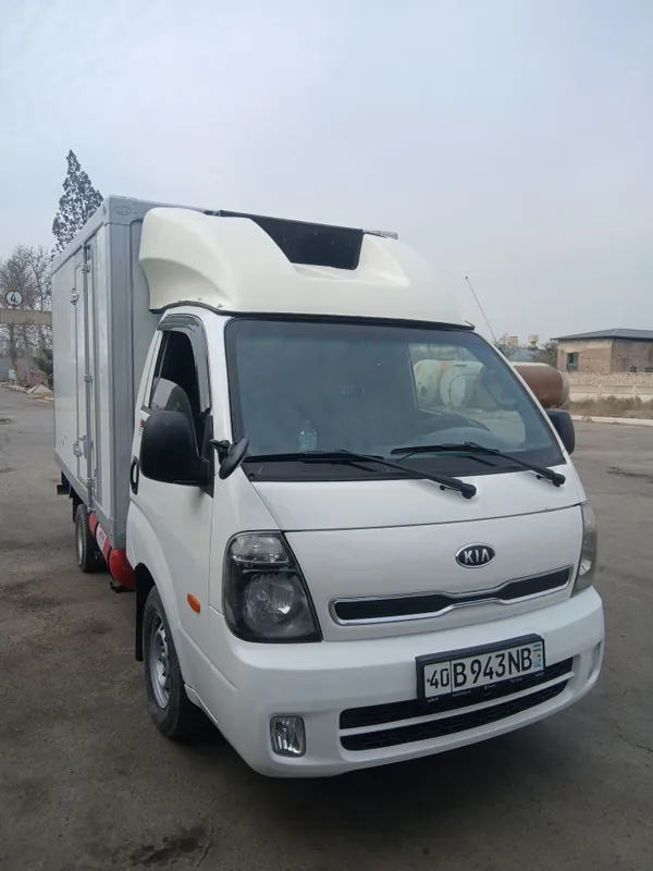 kia bongo 2012 543 min prabeg 133 turbina mator kia bongo 2012 543 min prabeg 133 turbina mator