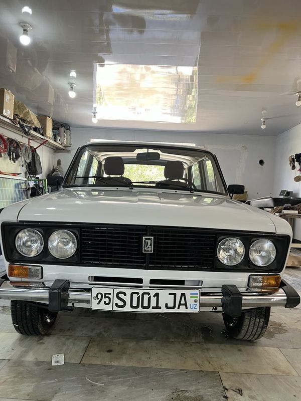 Lada Vaz 2106 sedan Lada Vaz 2106 sedan