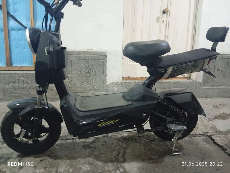 Elektro skuter KLTN Elektro skuter KLTN