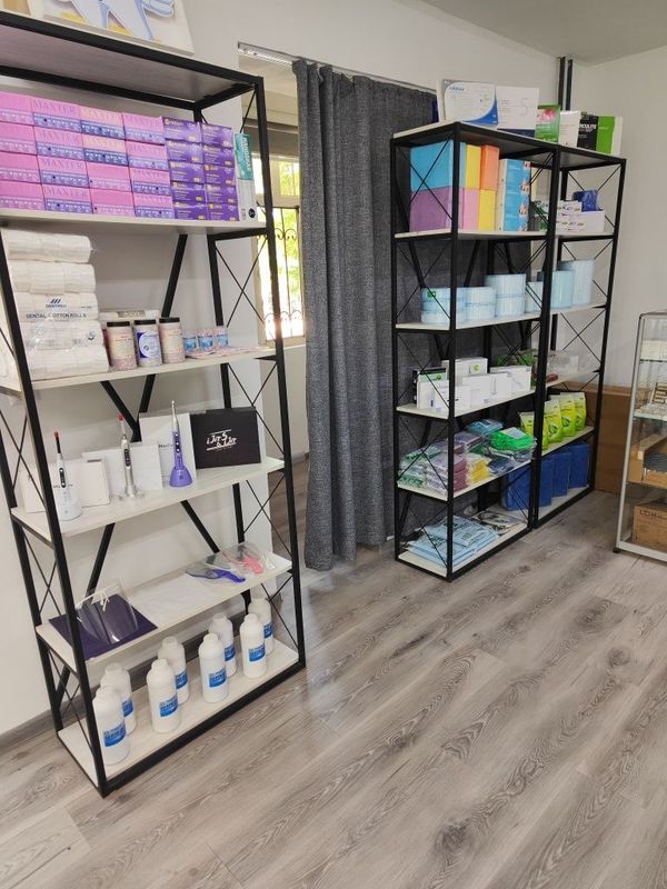 Loft stellaj sotiladi Loft stellaj sotiladi