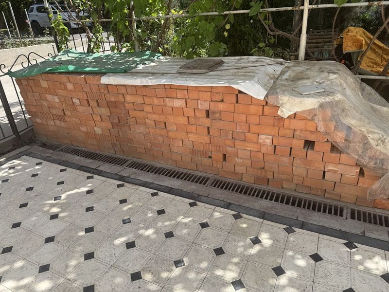 Кирпич Гишт 700 сум Кирпич Гишт 700 сум