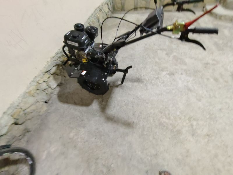 Moto blok Everest 7 HP Moto blok Everest 7 HP