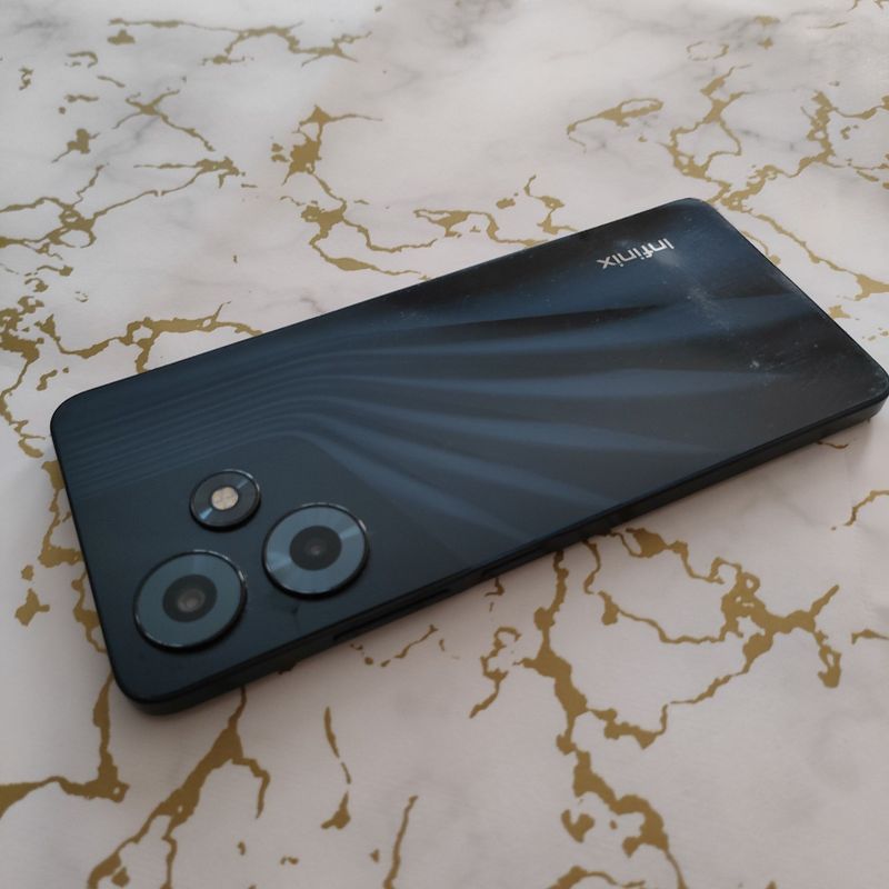 Infinix hot 30i sotiladi 256/16Gb Infinix hot 30i sotiladi 256/16Gb