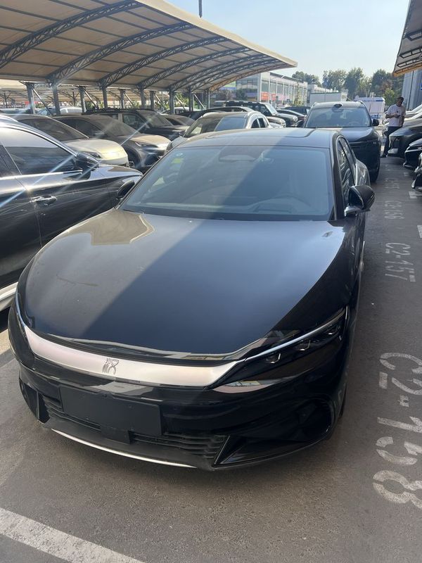 Byd Han 605km 701km