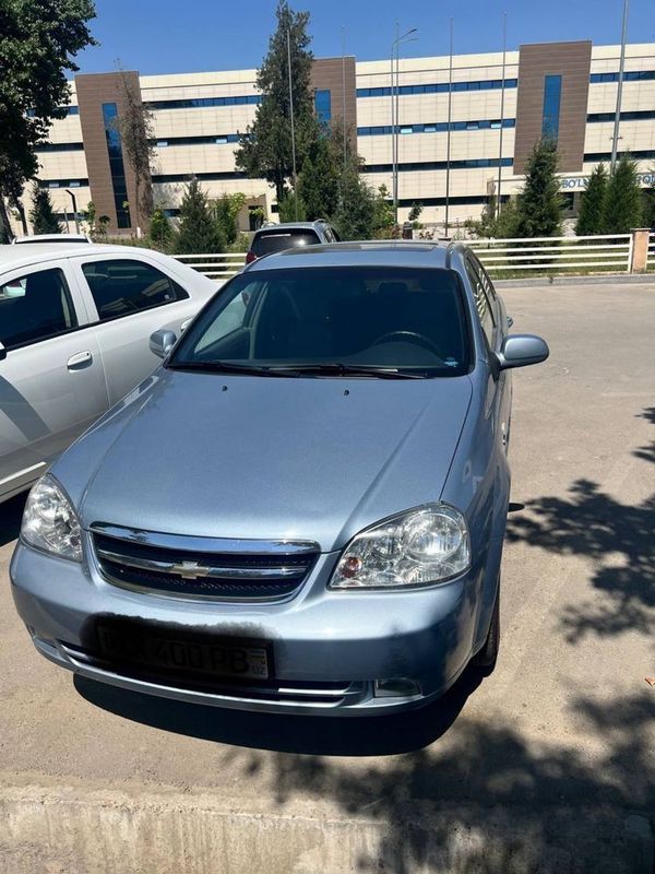 Sotiladi lacetti 1.8 avtomat