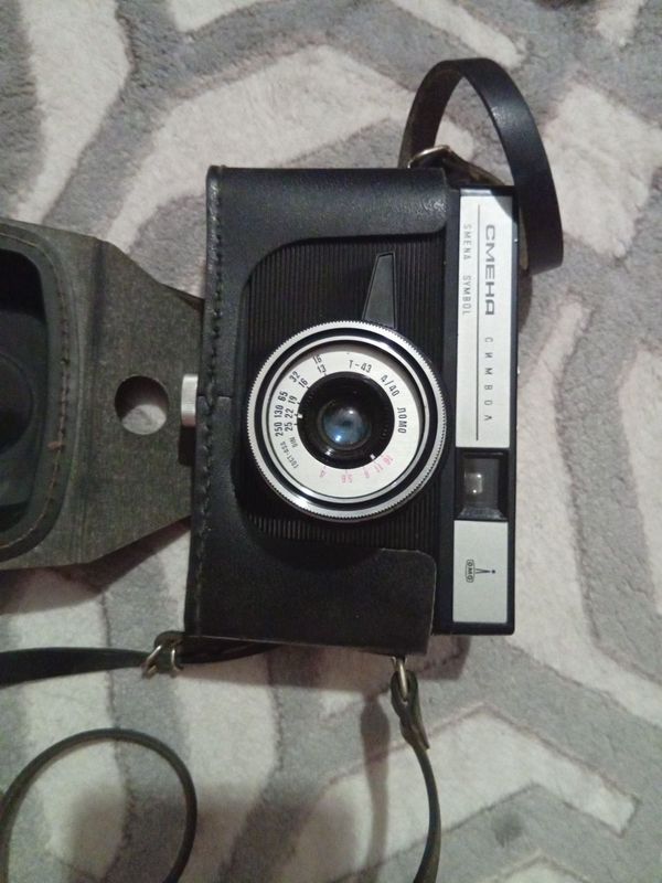Продам фотоаппарат "СМЕНА-символ" СССР