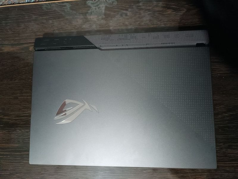 Asus ROG Strix G513IE