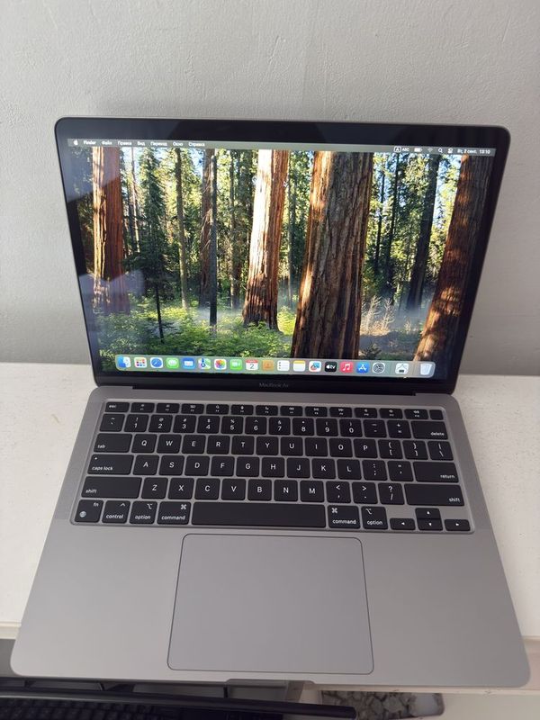 Macbook air M1/8/256 Macbook air M1/8/256