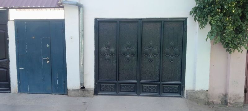 Uy sotiladi 2sotix 4ta xona Uy sotiladi 2sotix 4ta xona