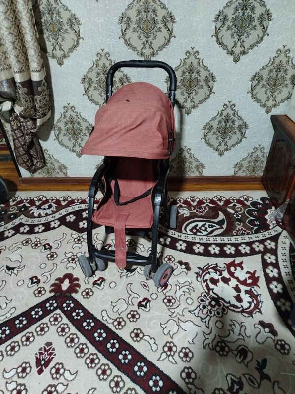 Kalyaska va elektra moto bolalar uchun