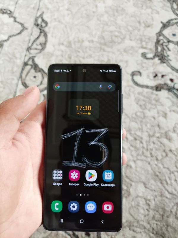 Samsung S20 FE отличный Samsung S20 FE отличный