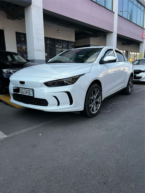 Srochniy sotiladi GEELY GEOMETRY A PRO Srochniy sotiladi GEELY GEOMETRY A PRO