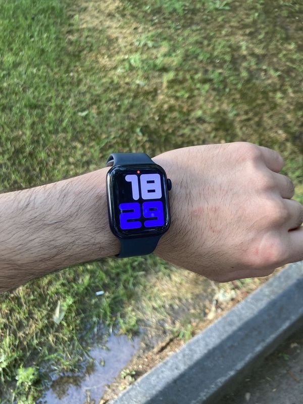 apple watch se 2 44’mm idealn yengide apple watch se 2 44’mm idealn yengide
