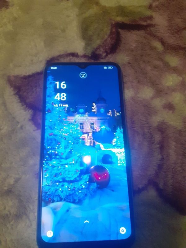 Oppo A17 4 64gb aybi yo‘q teldi
