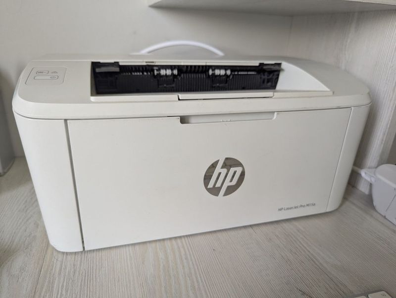Черно белый принтер HP laserjet в идеальном состоянии Черно белый принтер HP laserjet в идеальном состоянии
