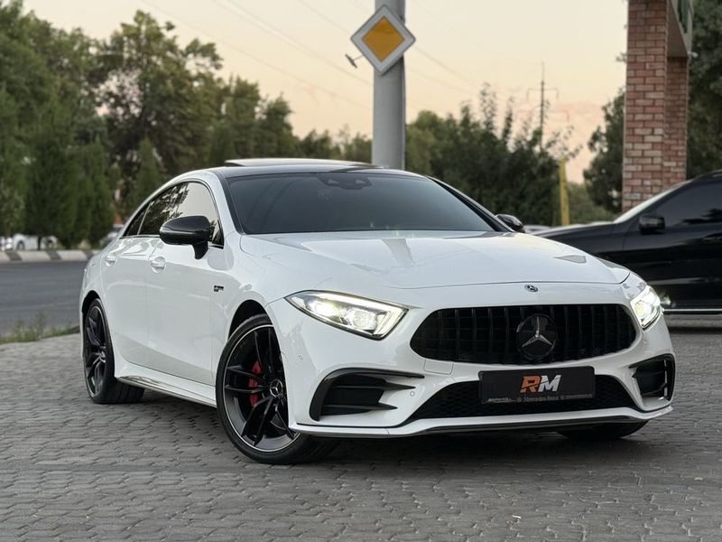 Mersedes benz ClS 5.3 AMG