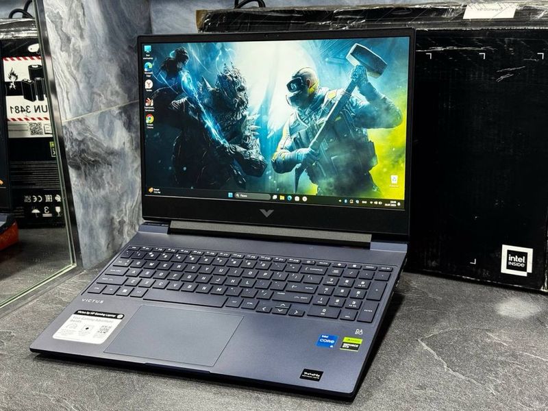 HP Victus 15 i5-13500H/16/1TB SSD NVMe/RTX 4050 6GB HP Victus 15 i5-13500H/16/1TB SSD NVMe/RTX 4050 6GB