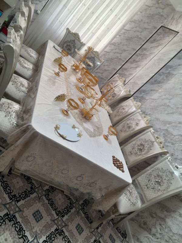 12 kishilik stol stul komplekt materiali yongʻoq