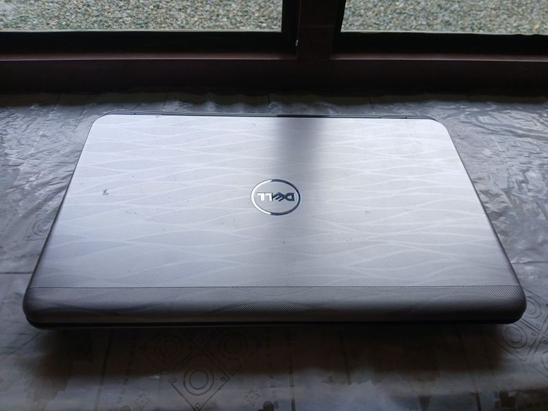 Notebook (dell) kompyuteri Notebook (dell) kompyuteri