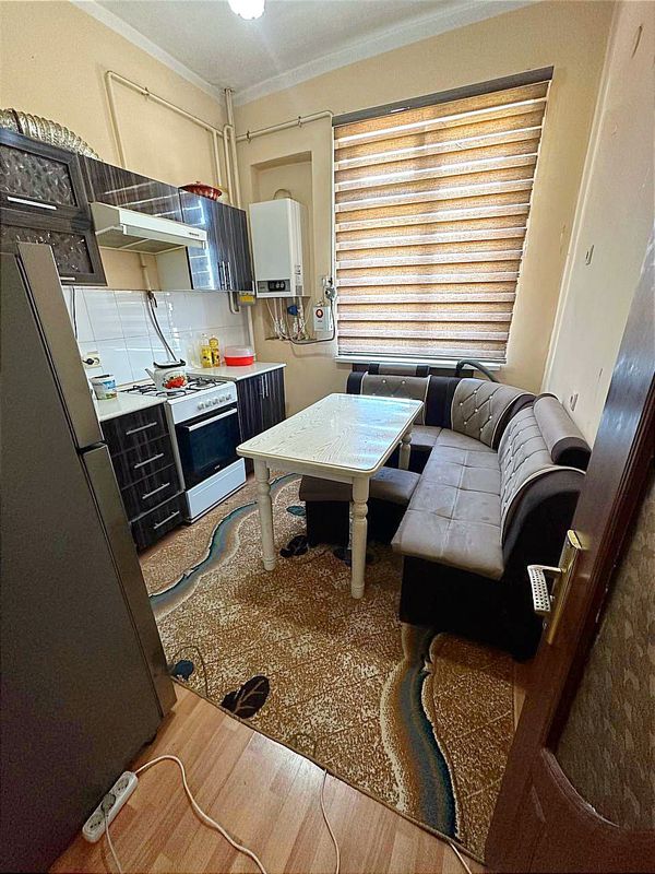 KVARTIRA QIZLARGA   Manzil: ,   Tel: 931908778