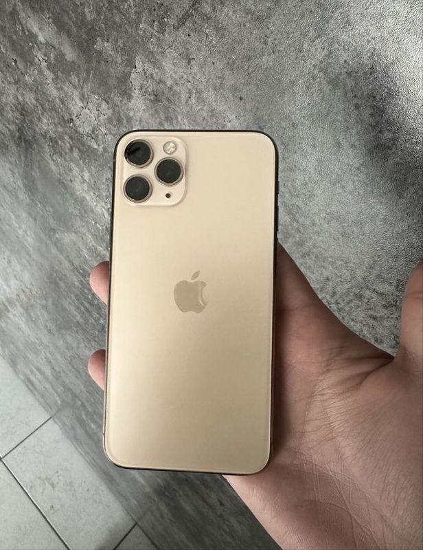 Iphone 11 pro Gold Iphone 11 pro Gold