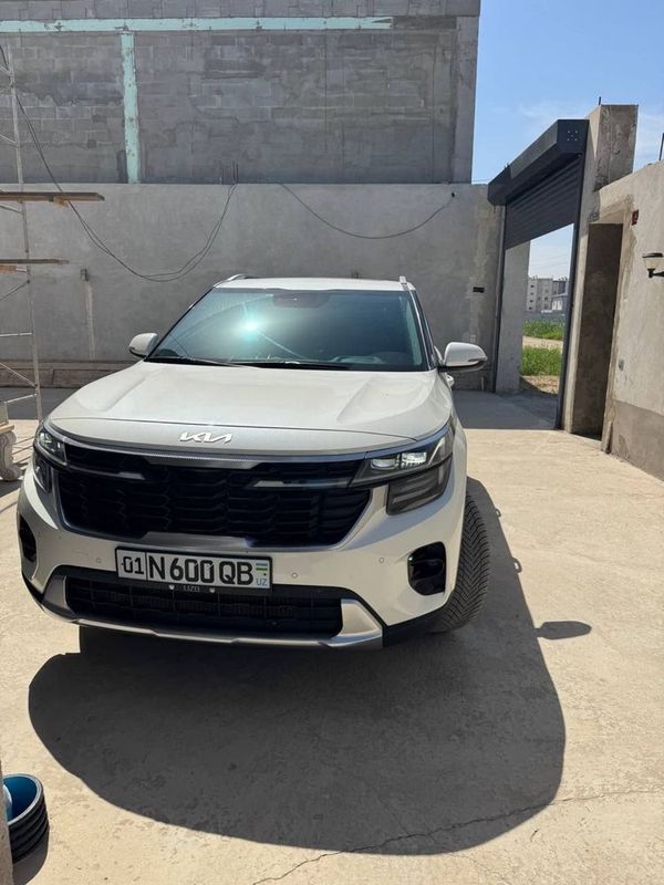 Kia Seltos 2023 sotiladi Kia Seltos 2023 sotiladi