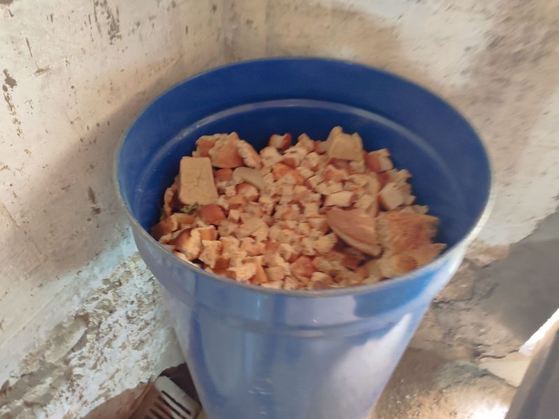 Продам сухарики бочки Продам сухарики бочки