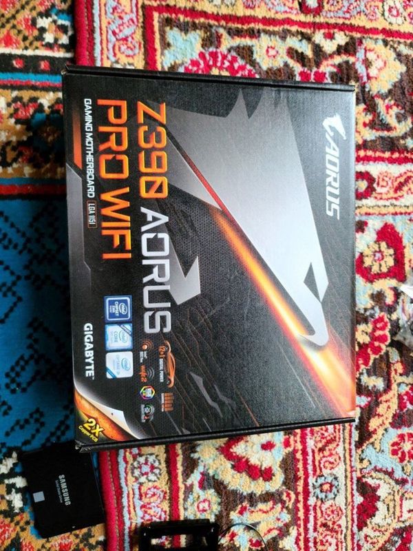 Gigabyte aorus z390 pro i5 9600k