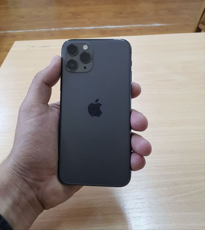 Iphone 11 pro sotilad yomkst 89 radnoy 256gb bez karopka ayb yo ideall