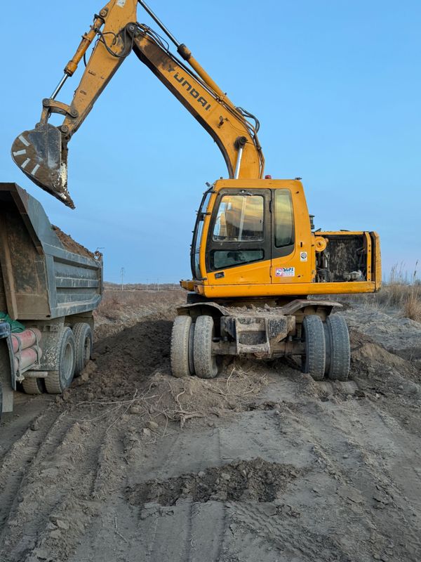 Hyundai 1400 W7 Ekskavator