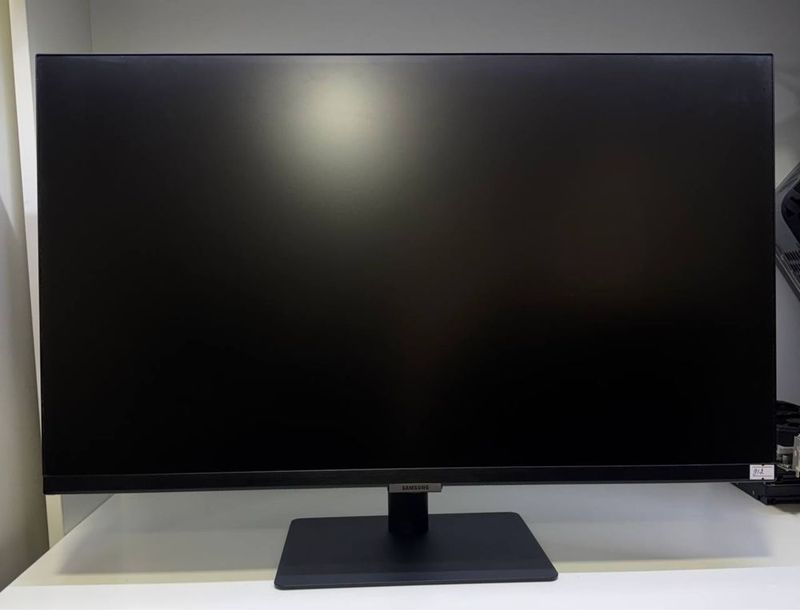 Samsung 27’’ 2K 60Hz Ideal sastyana Samsung 27’’ 2K 60Hz Ideal sastyana