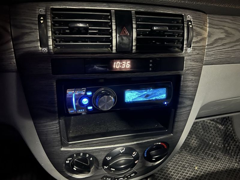 Pioneer 6850MP Delfin