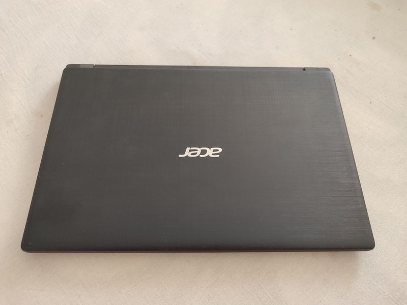 Acer AMD A4 Acer AMD A4