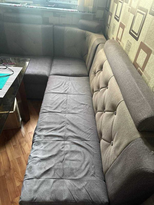 Продается кухонный уголок б/у