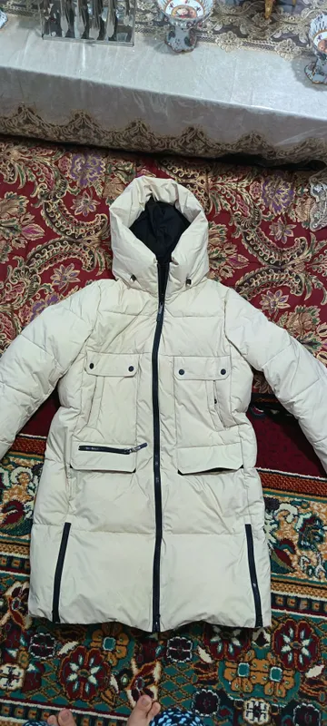 ayollar kurtkasi xolati zur razmer L yani 54