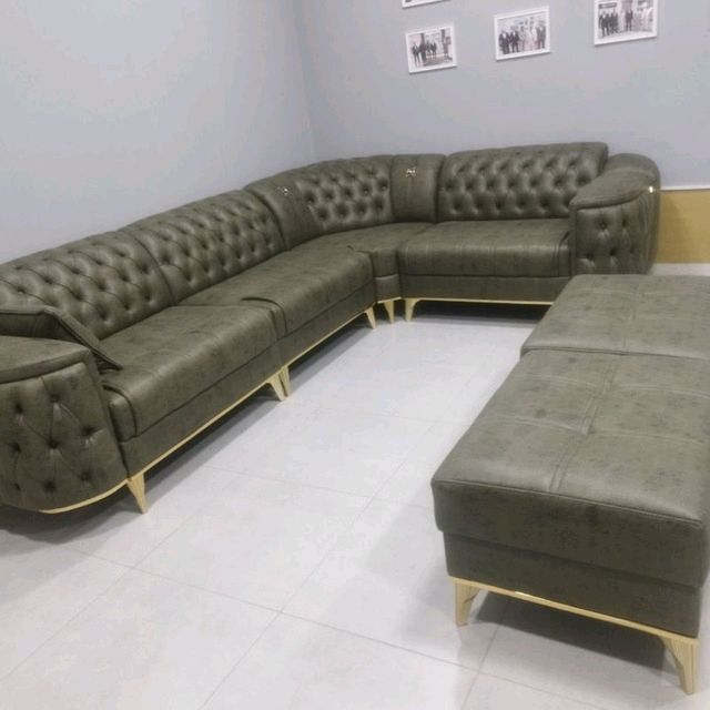 chestr divan