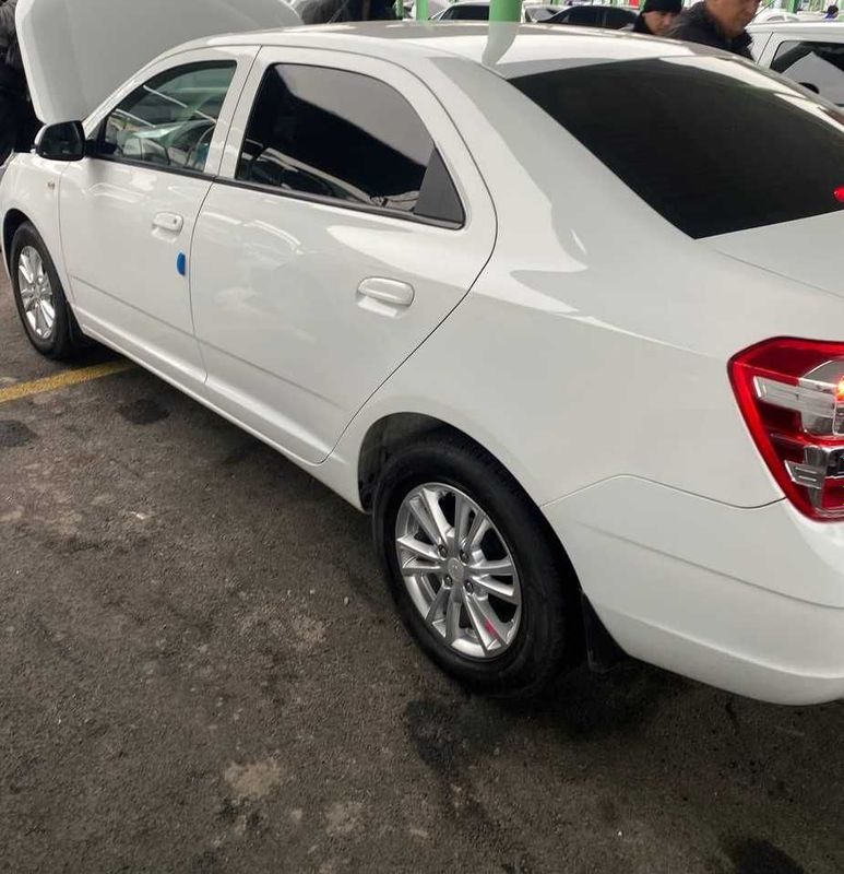 Chevrolet COBALT 2021