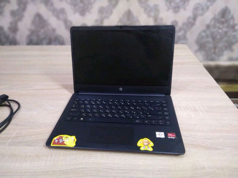 Muzlatgich( POZIS) Notebook (HP)sotiladi Muzlatgich( POZIS) Notebook (HP)sotiladi