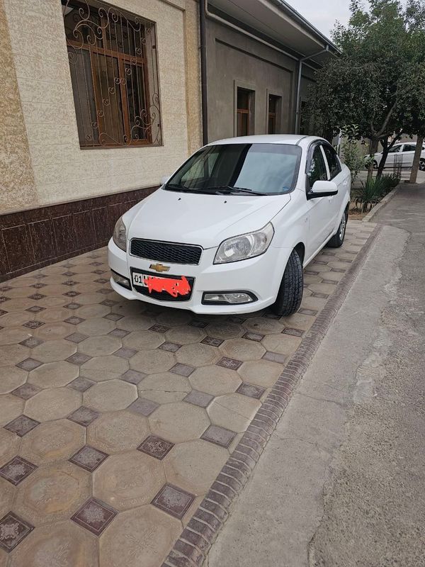 Nexia 3 sotiladi Nexia 3 sotiladi