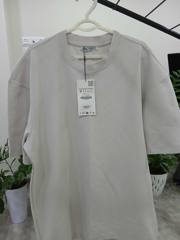 Мужская футболка ZARA НОВАЯ Мужская футболка ZARA НОВАЯ