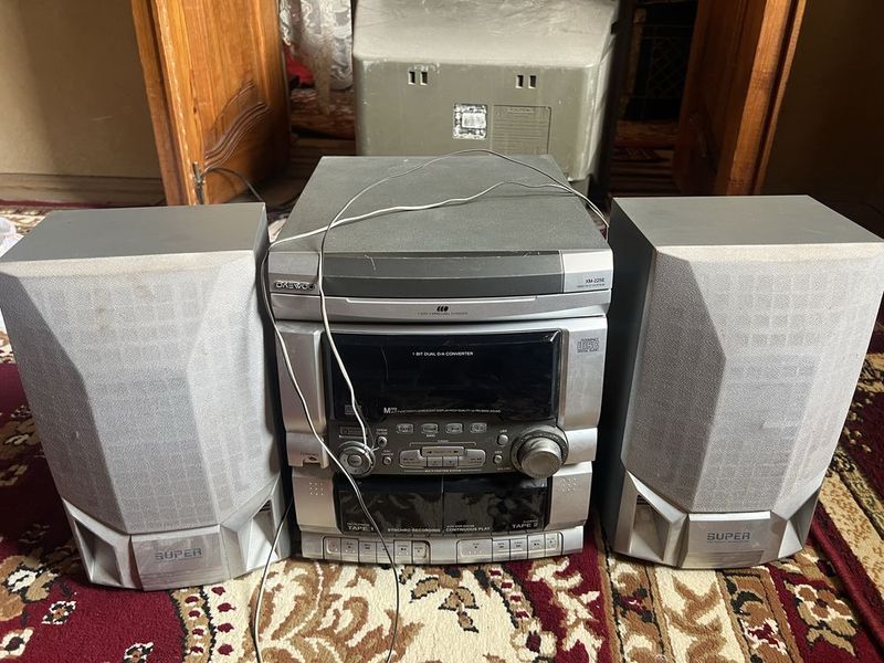 Narxi 200000 kerak boʻlsa telqilasizlar Narxi 200000 kerak boʻlsa telqilasizlar