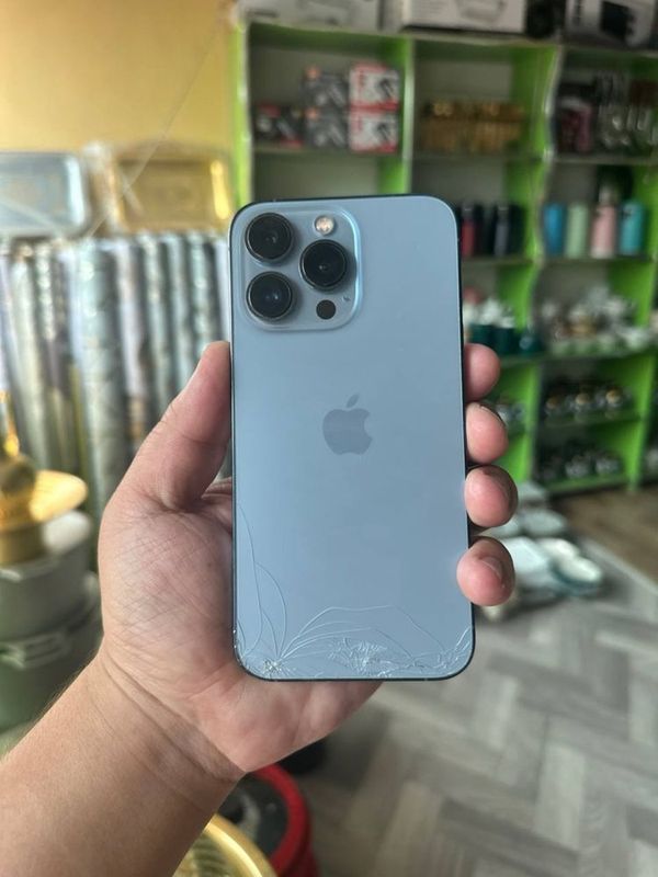 Iphone 13 pro sotiladi Iphone 13 pro sotiladi
