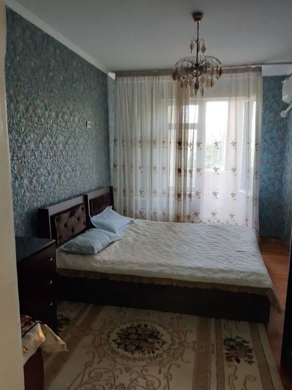 Сдам квартиру, ул. Юнус Раджаби , метро Космонавты. 2х комнатная Сдам квартиру, ул. Юнус Раджаби , метро Космонавты. 2х комнатная